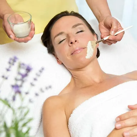 Bio- Und Wellnesshotel Eggensberger 4*