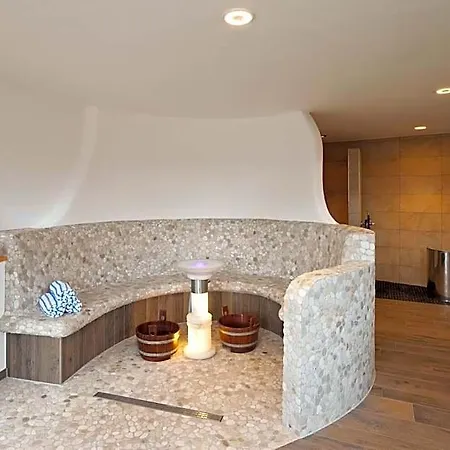 Biohotel Eggensberger فندق
