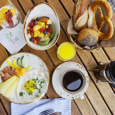 ホテル Biohotel Eggensberger 4*